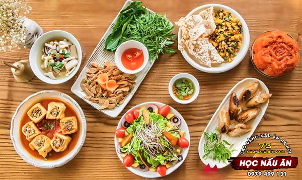 dạy nấu ăn đ&atilde;i tiệc