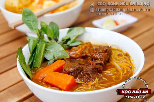 dạy nấu hủ tiếu d&ecirc;