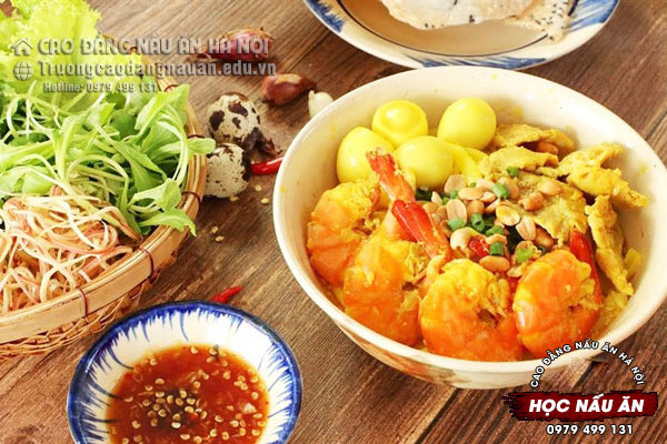 hướng dẫn nấu m&igrave; quảng t&ocirc;m thịt