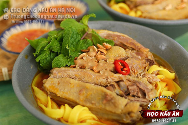 hướng dẫn nấu m&igrave; quảng vịt